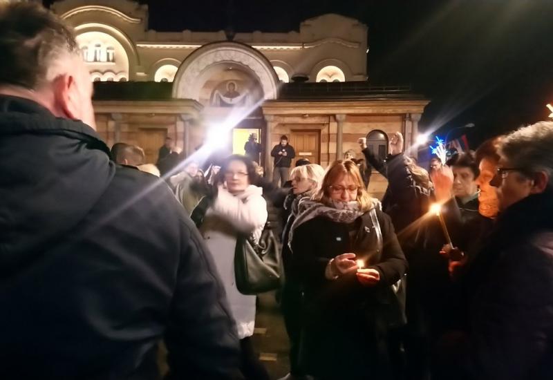 Novo okupljanje u Banja Luci, policija rastjerala okupljene